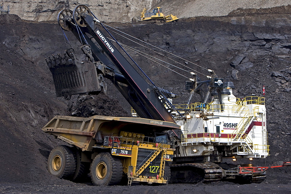 Albian Sands Oil Sands Mine, Fort McMurray, Canada