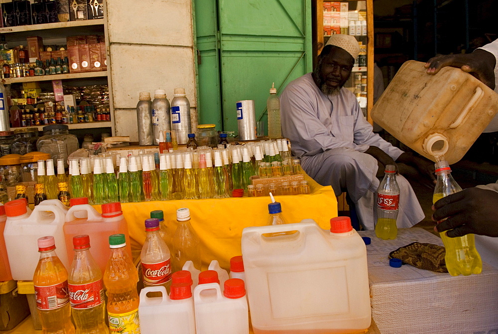 Hai el-Arab Souq in Omdurman is the largest souq in Sudan. Everything from food stalls to ironmongers  can be found here.