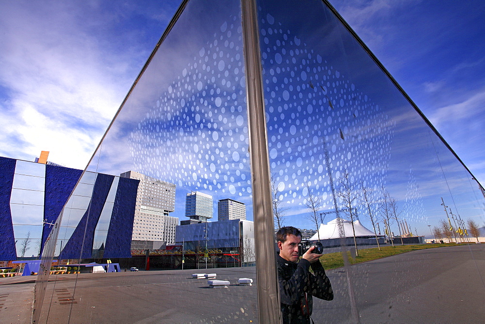 The Forum Building, now called Museu Blau, is a unique building located in Barcelona Forum Park, an area where the Universal Forum of Cultures was held in 2004 and had this building as one of their icons.