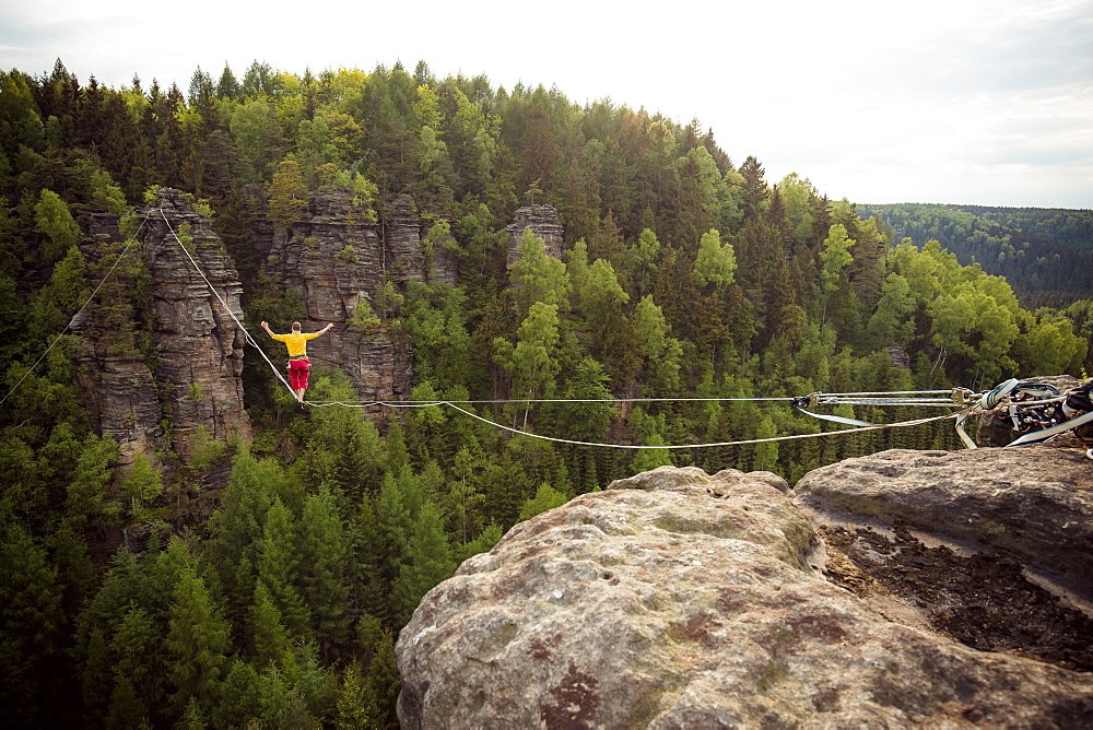 Highline in the sandstone