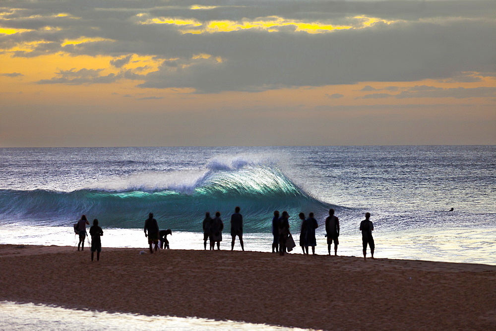 A Backwash Wave Colliding With Another Wave At Pipeline