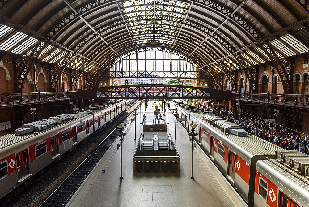 Estação da Luz central train station in São Paulo, Brazil