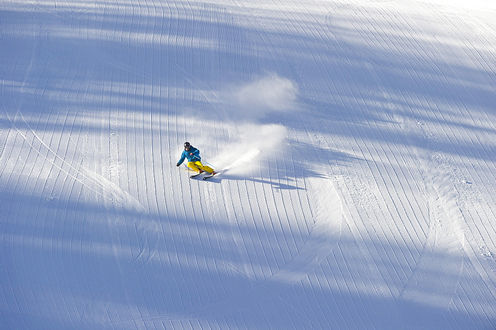 Man skiing at Aspen Resort, Colorado