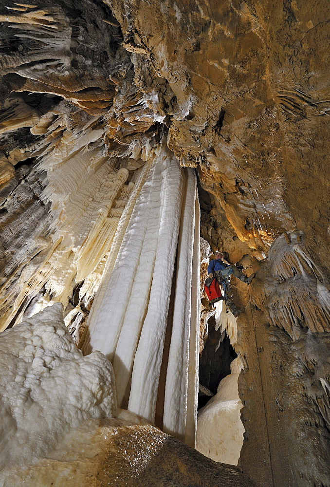 The Underworld - Photographs from caves all over the world