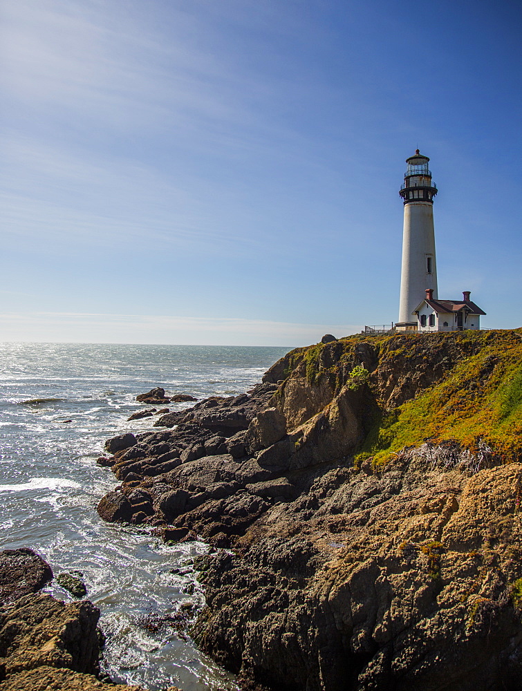 The Pigeon Point Lighthouse near Pescadero, California on a sunny day, Pescadero, California, USA