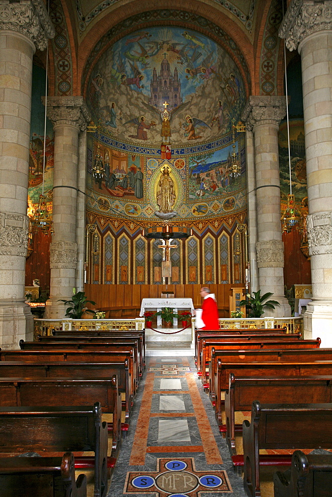 The alter at the Temple of the Sacred Heart of Jesus in Barcelona, Spain.