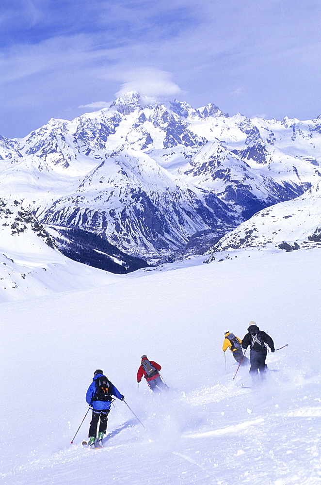 Skiers skiing on Glacier Du Ruitor (Mt Blanc), La Rosiere, France, France