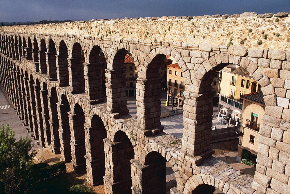 Roman Aqueduct, Segovia, Castile And Leon, Spain