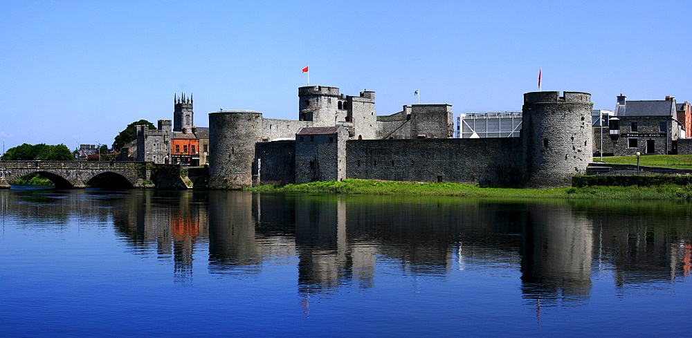 King John's Castle, River Shannon, County Limerick, Ireland