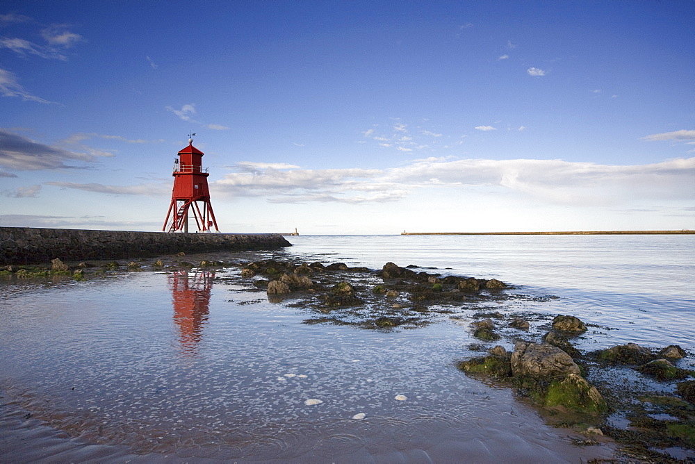 Herd Groyne Lighthouse, South Shields, Tyne And Wear, England