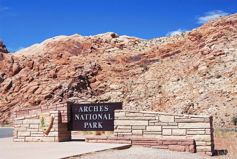 Entrance sign to arches national park, Utah united states of america