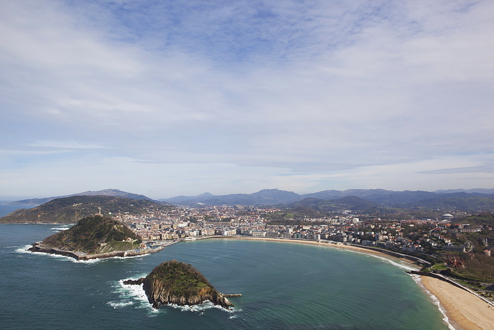 Bay Of La Concha Beach And The Island Of Santa Clara, San Sebastian, Spain