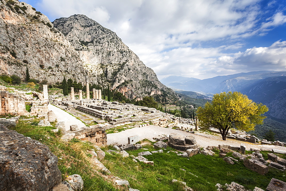 Temple Of Apollo, Delphi, Greece