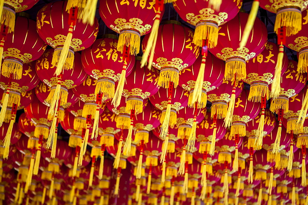 Lanterns At The Kek Lok Si Temple, Chinese New Year's In Malaysia Is Celebrated With Paper Lanterns Hung On Ceilings And Walls Throughout Chinese Neighborhoods And Businesses In Malaysia, Georgetown, Penang, Malaysia