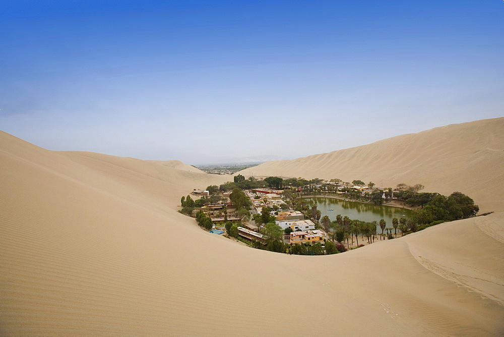 Huacachina, Peru