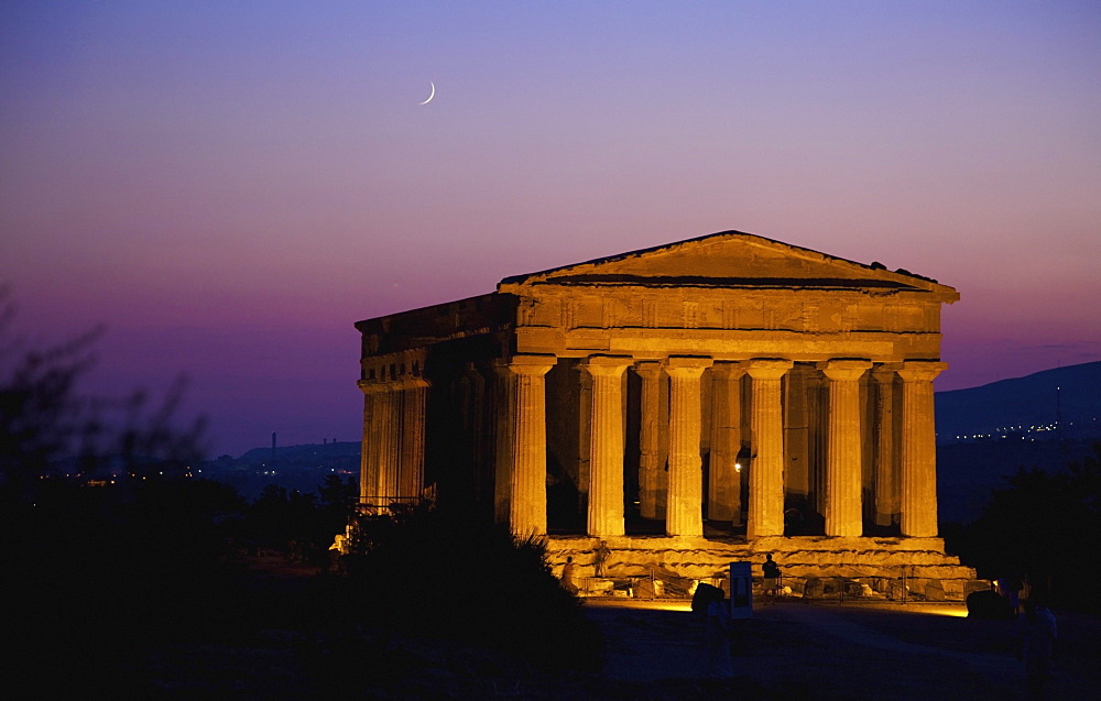 Greek Temple; Agrigento, Sicily, Italy