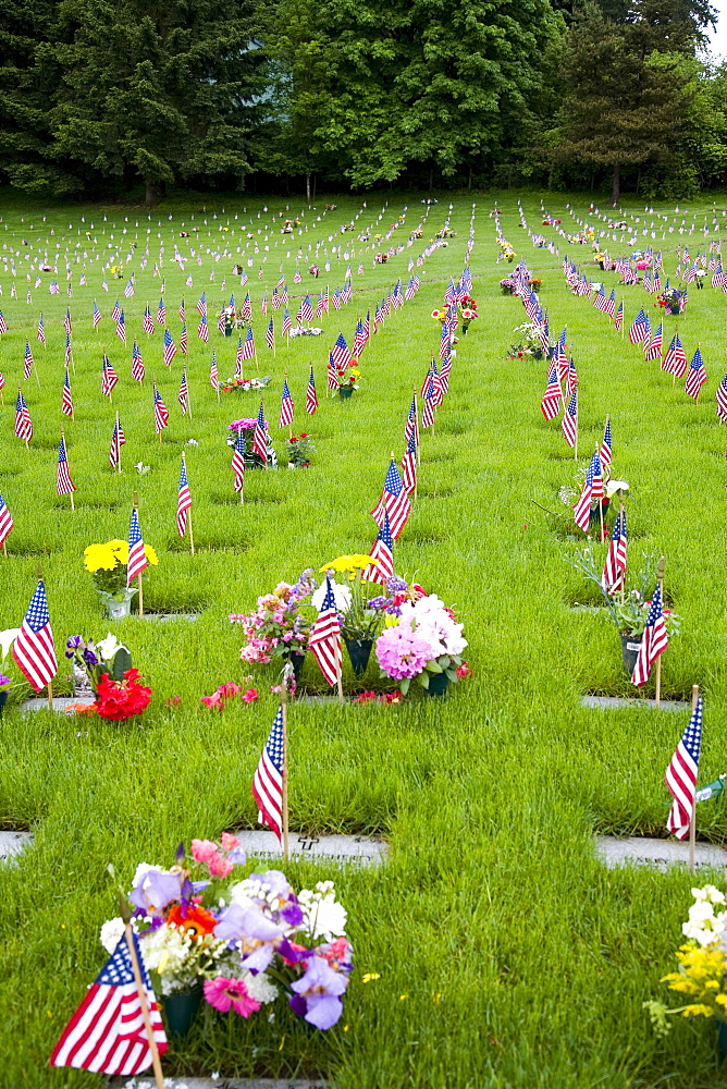 Memorial Flowers And Flags, Graveyard, Oregon, Usa