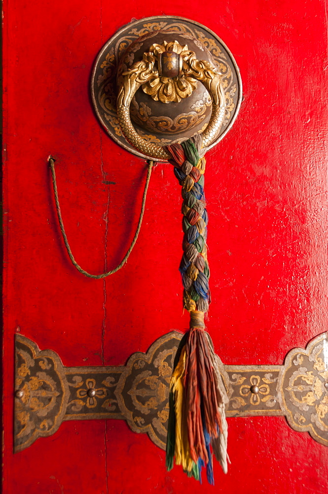 Door In A Temple Of Panchen Lamas Tashilhunpo Monastery, Tibetan Friendship Highway, Xigaze, Tibet, China