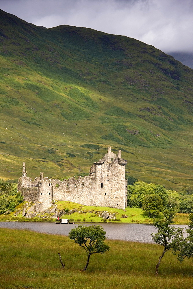 Kilchurn Castle, Loch Awe, Scotland