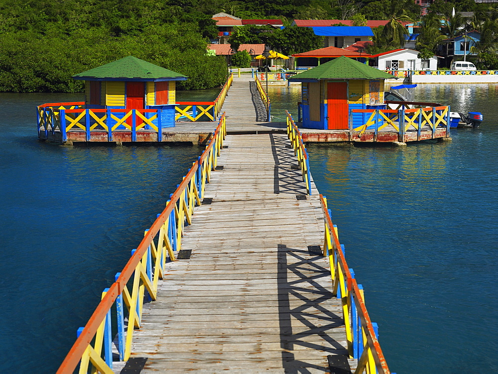 Pier in the sea, Lovebird's Bridge, Providencia, Providencia y Santa Catalina, San Andres y Providencia Department, Colombia