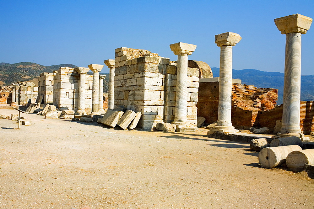 Old ruins of columns in a row, Ephesus, Turkey