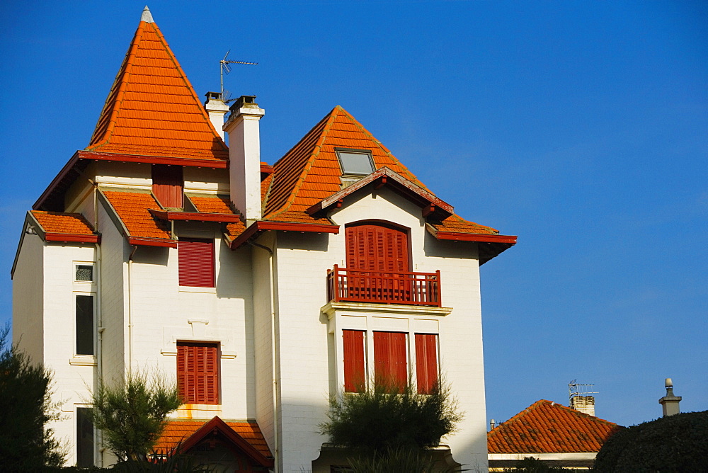 Low angle view of a building, Avenue De L'Imperatrice, Biarritz, France