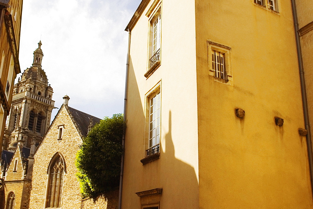 Low angle view of a church, Eglise St-Benoit, Le Mans, Sarthe, France