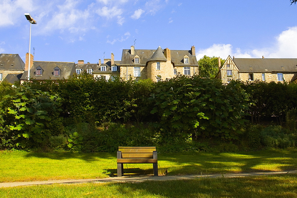 Empty wooden bench in a park, Le Mans, Sarthe, Pays-de-la-Loire, France