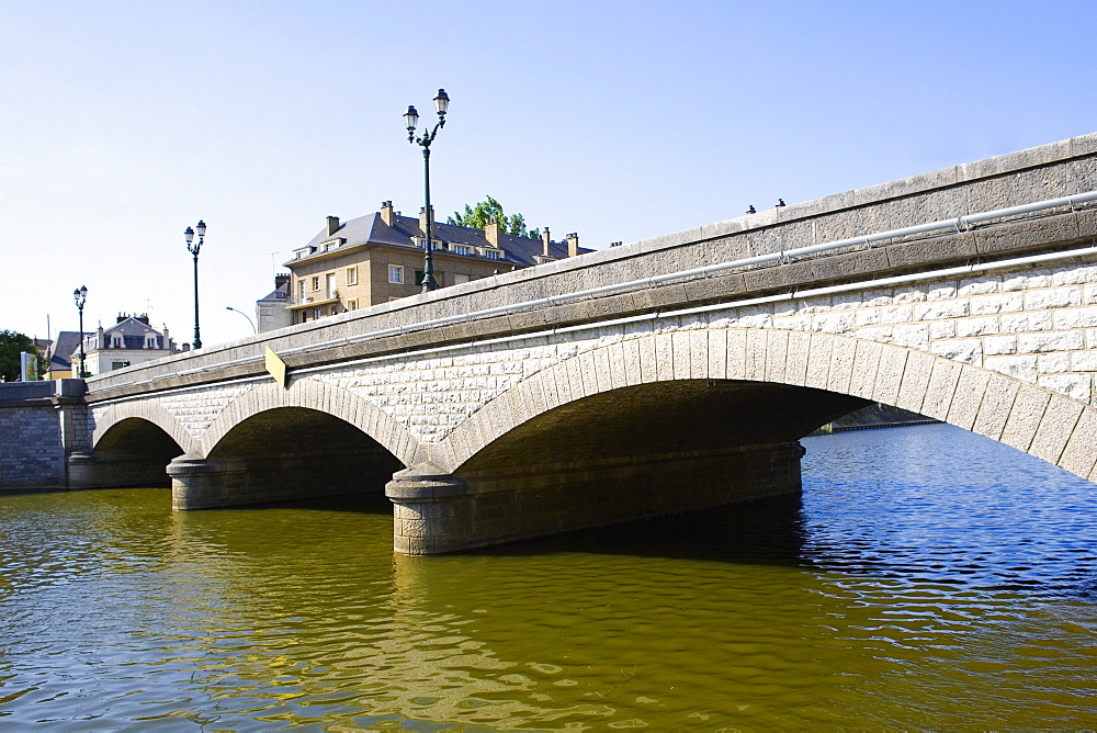 Bridge over a river, Sarthe River, Pont Yssoir, Le Mans, Sarthe, France