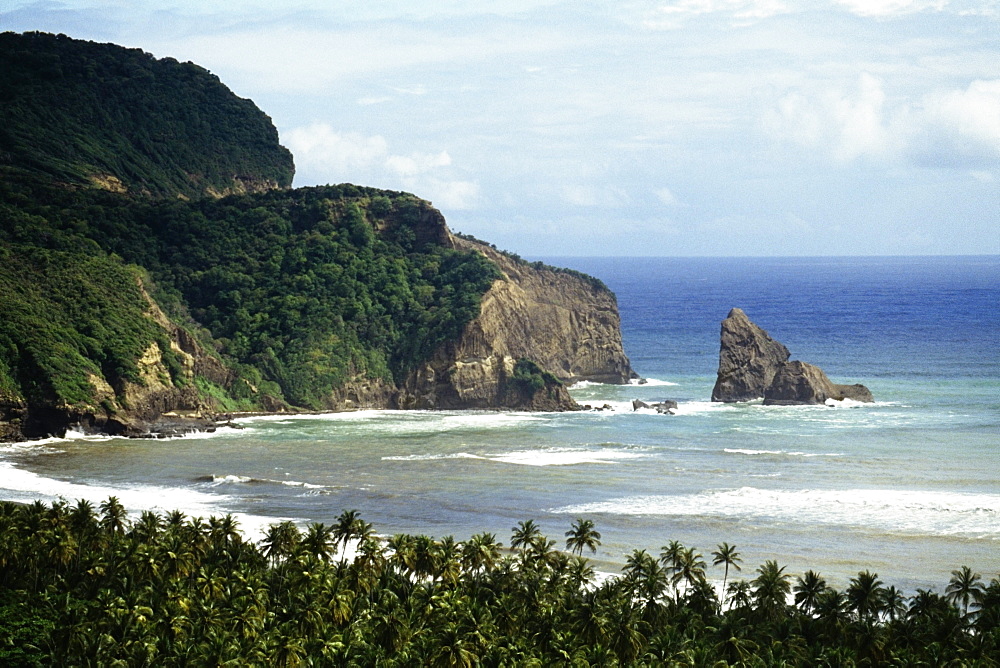 High angle view of a gentle surf breaking on a seashore, St. Lucia, Caribbean