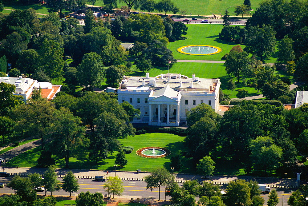 Aerial view of a government building, White House, Washington DC, USA