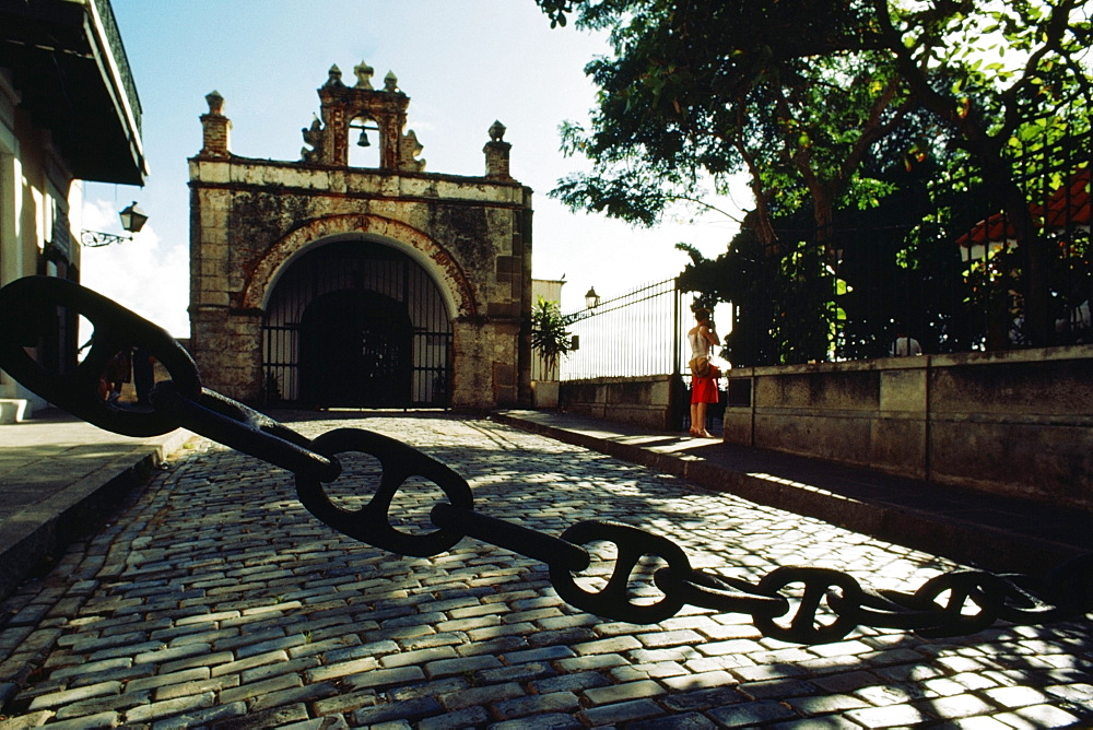 Iron chains block a path leading to a building, Old San Juan, Puerto Rico