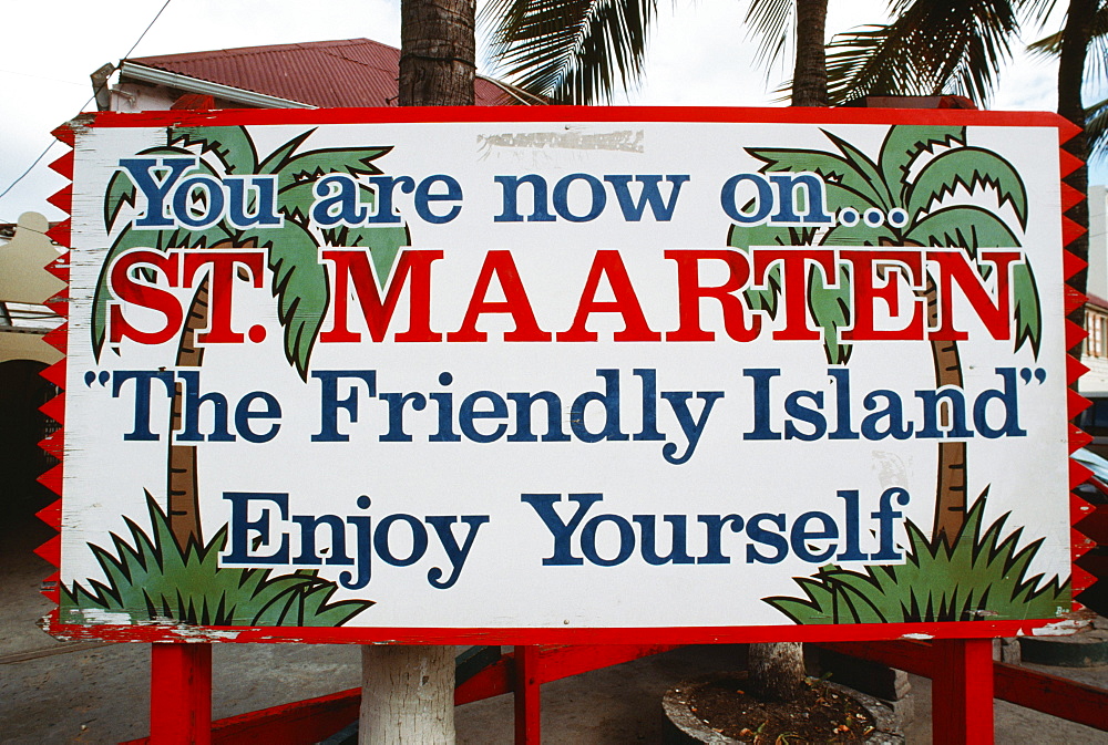 Front view of a hoarding displaying the destination, St. Martin