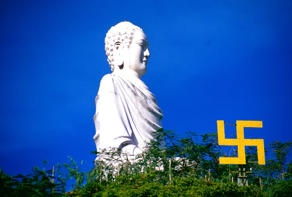 White Buddha at Long Song Temple, Nha Trang, Vietnam