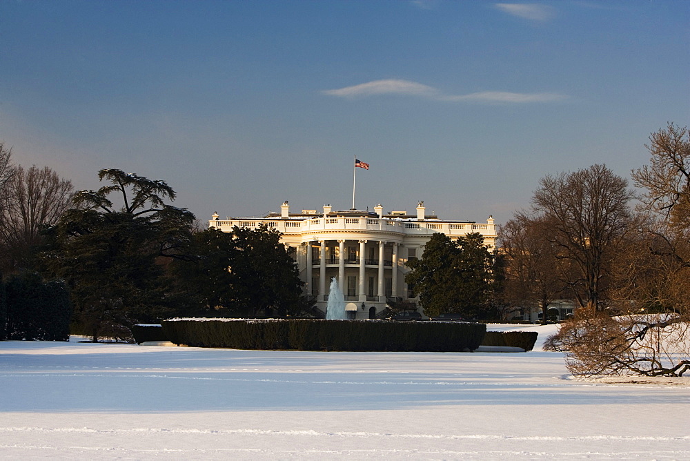 Facade of a government building, White House, Washington DC, USA