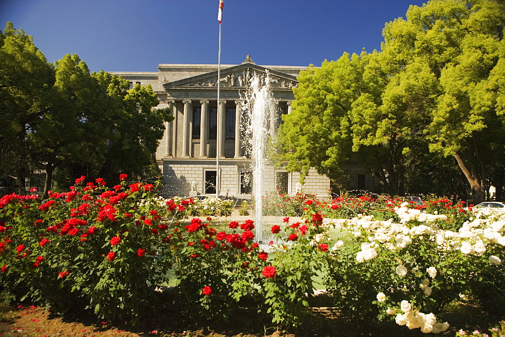 Fountain in front of a government building