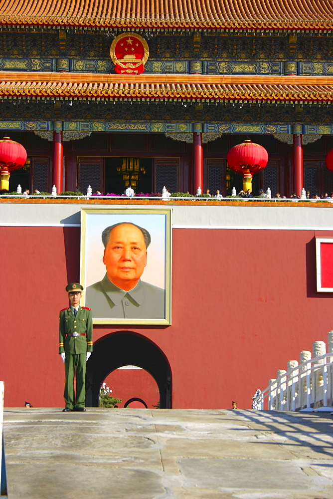 Soldier standing in front of a museum, Tiananmen Gate Of Heavenly Peace, Tiananmen Square, Beijing, China