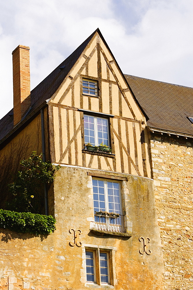 Low angle view of a medieval house, Le Mans, Sarthe, Pays-de-la-Loire, France