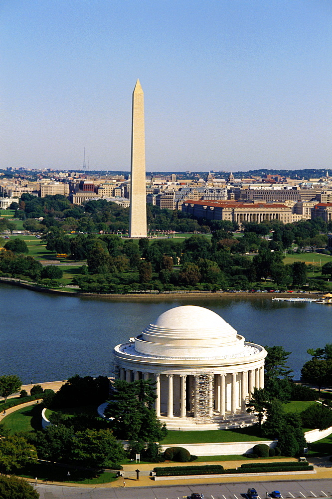 Aerial view of a government building, Jefferson Memorial, Washington Monument, Washington DC, USA