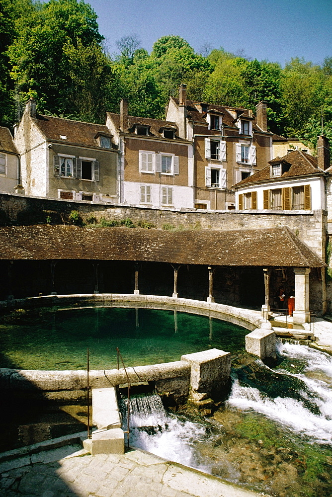 Side view of Roman baths, Tonnerre, France