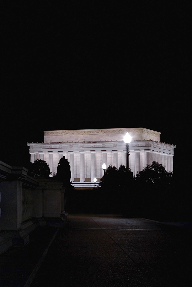 Building lit up at night, Lincoln Memorial, Washington DC, USA