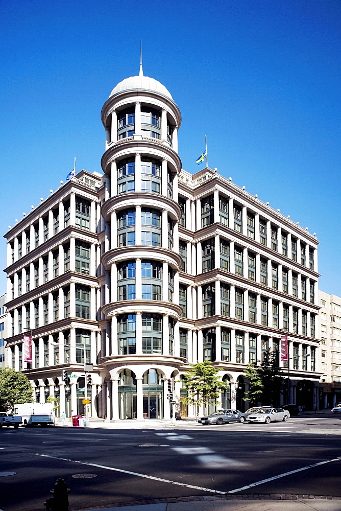 Low angle view of a building, Washington DC, USA