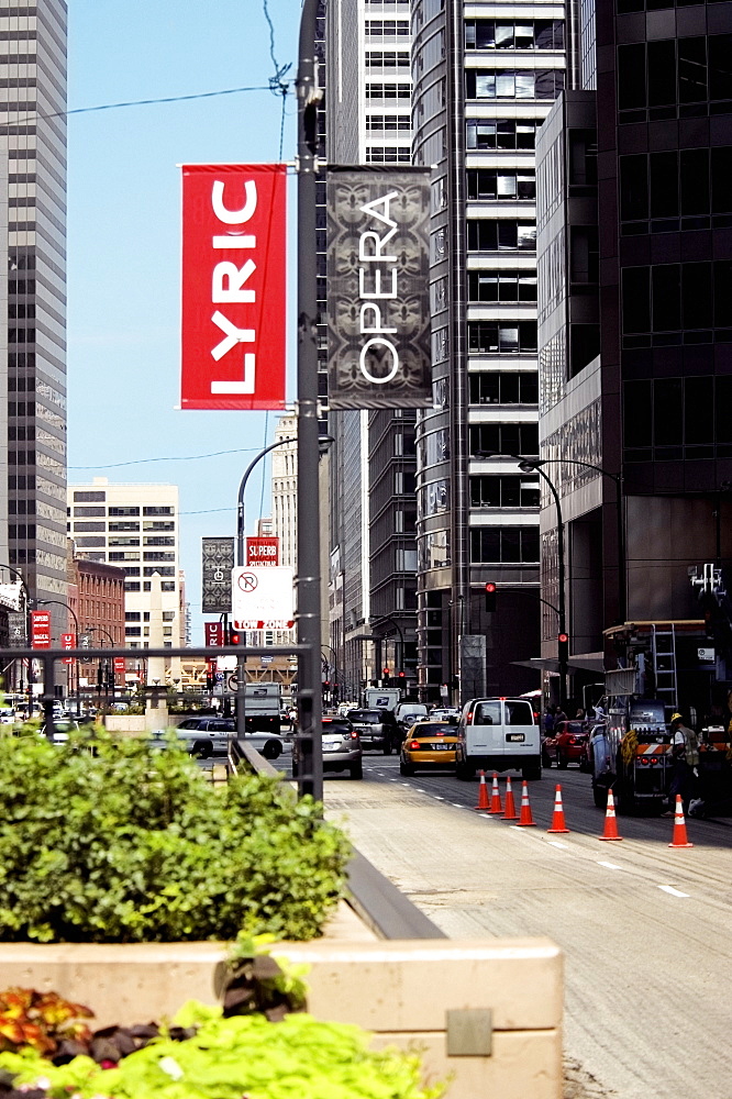 Traffic on the street, Wacker Drive, Chicago, Illinois, USA