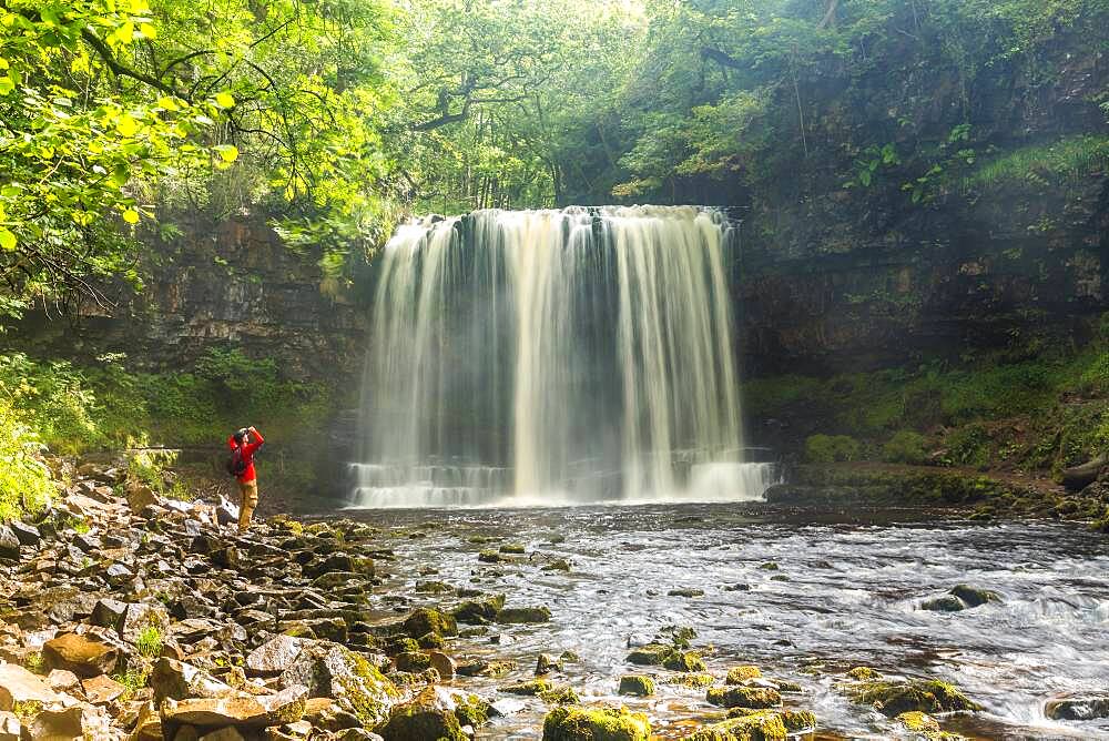 Sgwd yr Eira Waterfall and river, Brecon Beacons National Park, Brecon Beacons, Wales, United Kingdom