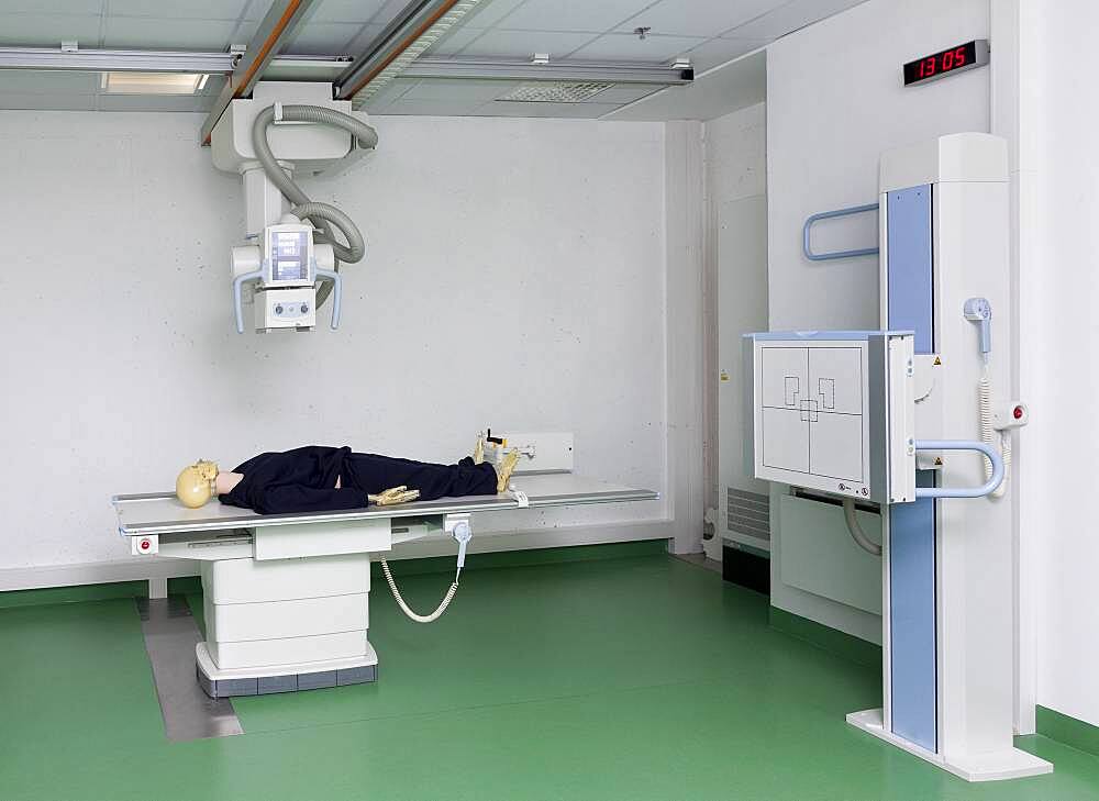 Mannequin under an x ray machine in a healthcare college