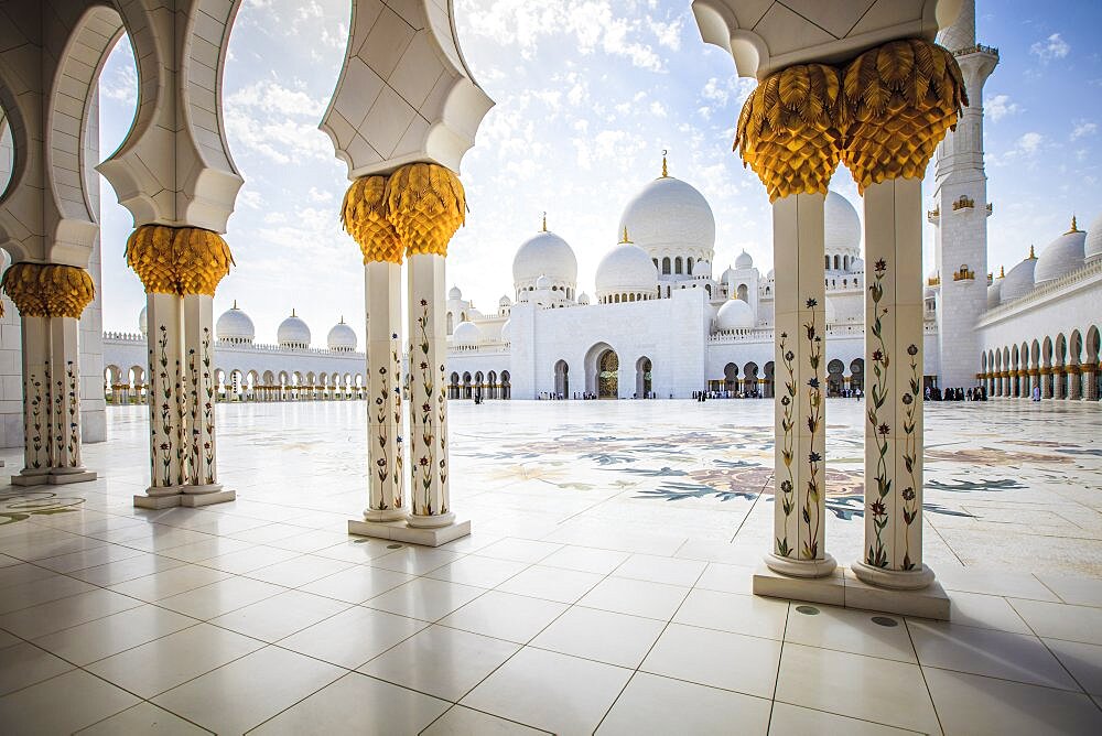 The Sheikh Zayed Mosque, the courtyard and exterior of the prayer hall, modern architecture.