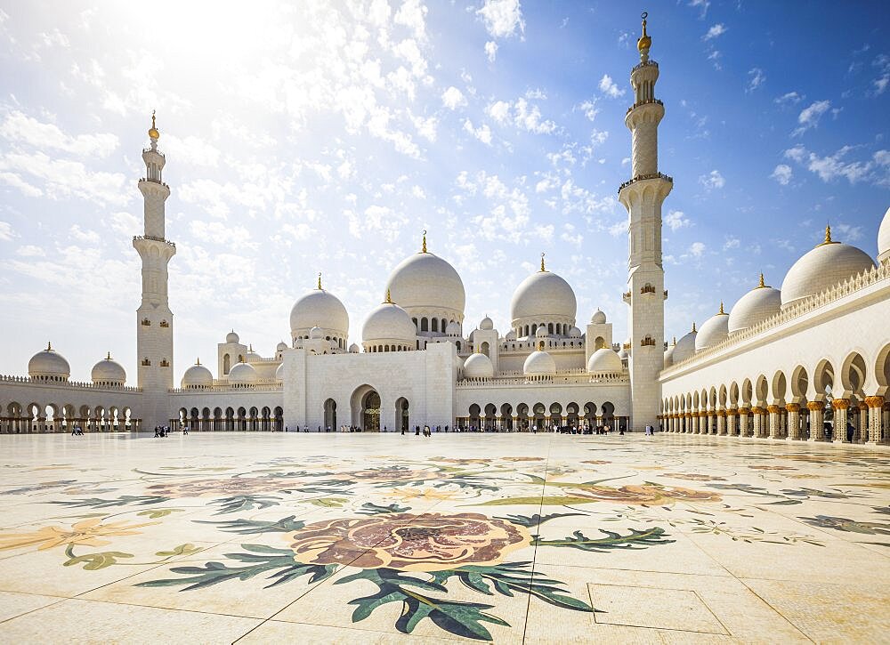 The Sheikh Zayed Mosque, the courtyard and exterior of the prayer hall, modern architecture.