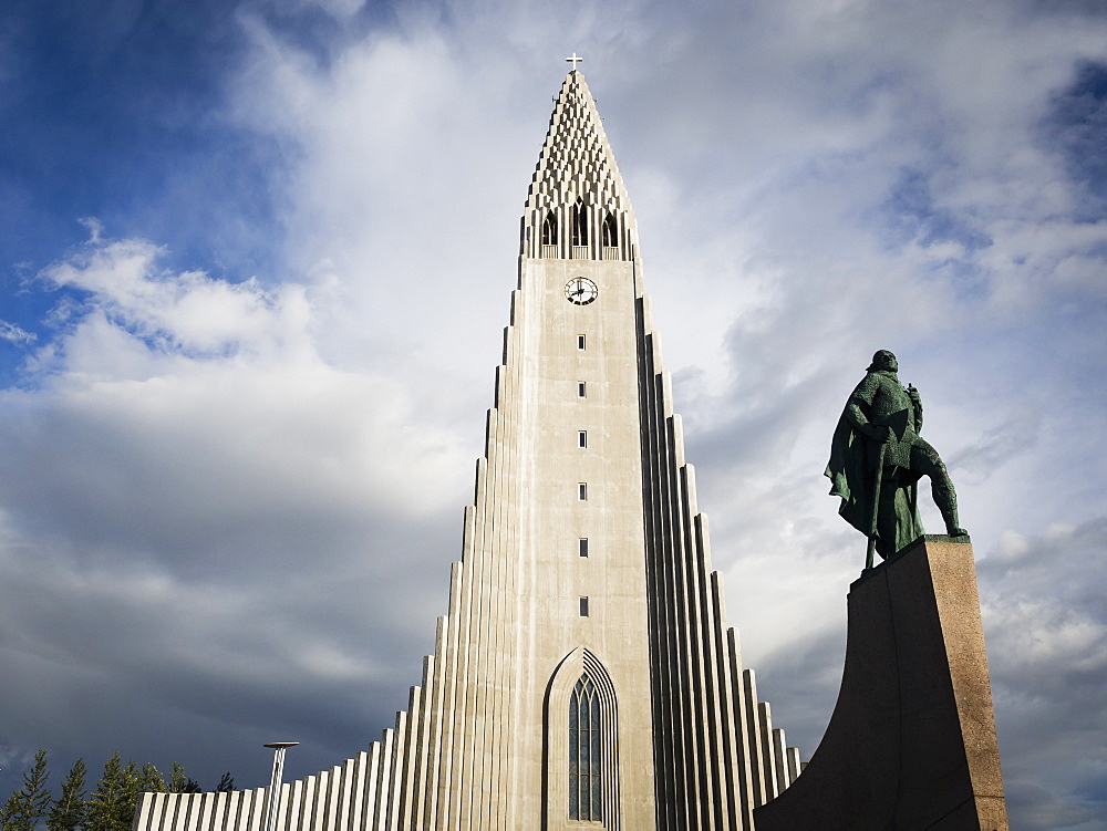 Hallgrimskirkja church, a tall modern church tower and statue of the explorer Leif Erickson, Iceland