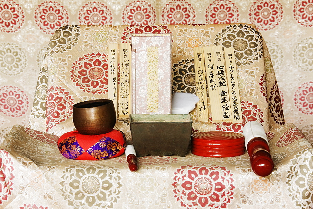 Shinto Altar, Honshu island, Japan, Asia