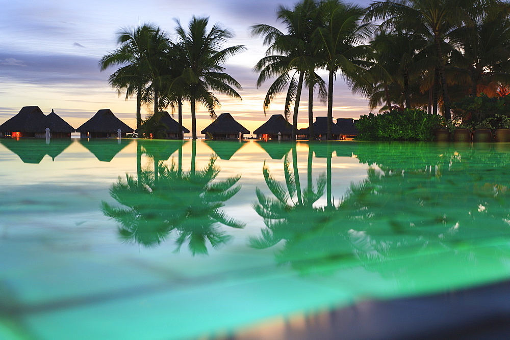 Palm trees and tropical resort, Bora Bora, French Polynesia, Bora Bora, Bora Bora, French Polynesia